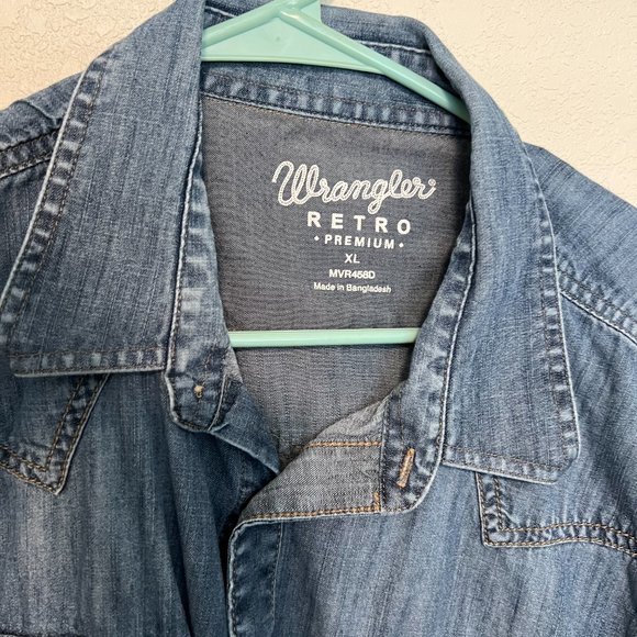 Blue Pearl Snap -- Wrangler Retro - Picture 2 of 3